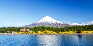 Osorno,Volcano,And,Llanquihue,Lake,,Parque,Nacional,Vicente,Pã©rez,Rosales,